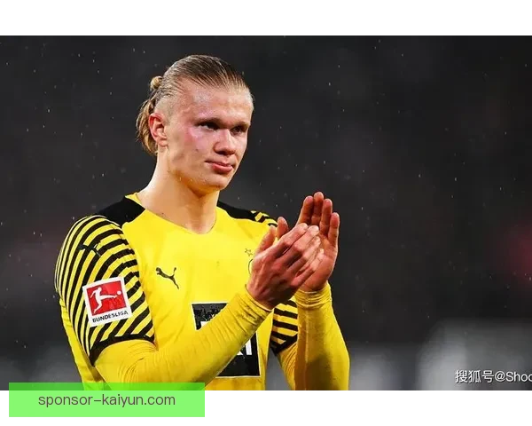 哈兰德荣膺环球足球奖，状态持续提升备受关注未来表现提升